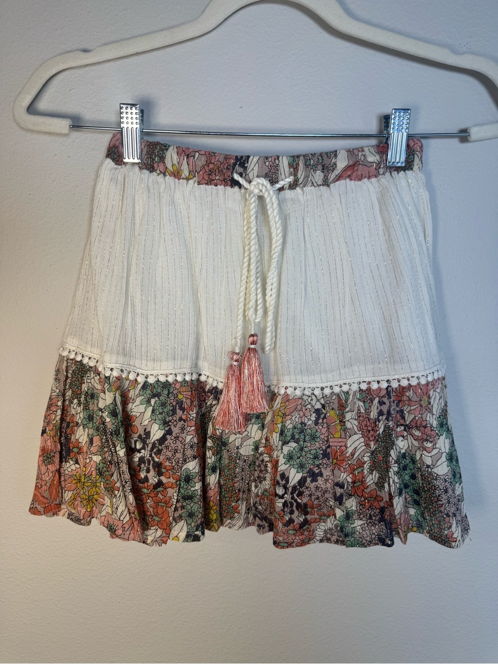 RAGA Boho Tiered Floral Mini Skirt | Metallic Gold Threading | Size XS | NWOT